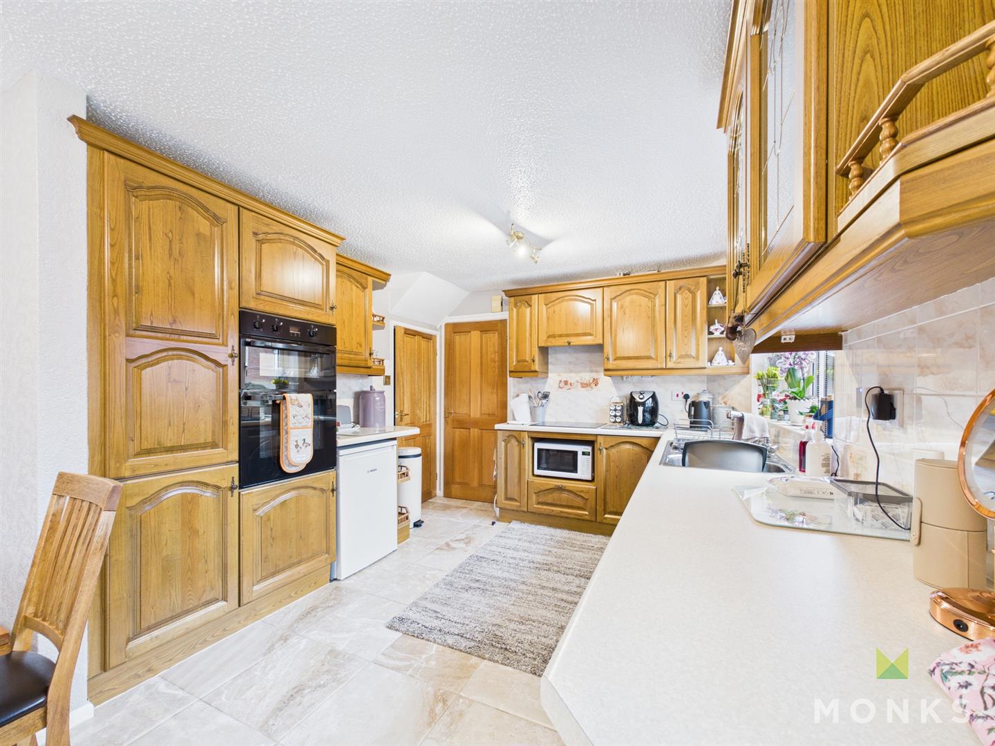 9 Preshenlle Lane, Oswestry, SY10 7UB For Sale